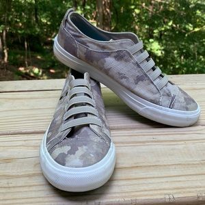🐟BLOWFISH MARS No Lace Slip On Sneakers Sz 8.5